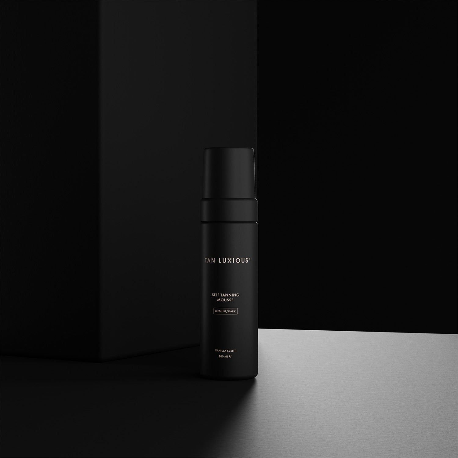 Tan Luxious Self Tanning Mousse Medium Dark